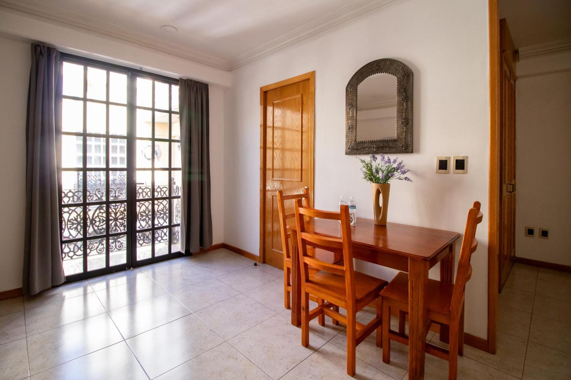 Suites Sevilla Пуебла Екстер'єр фото