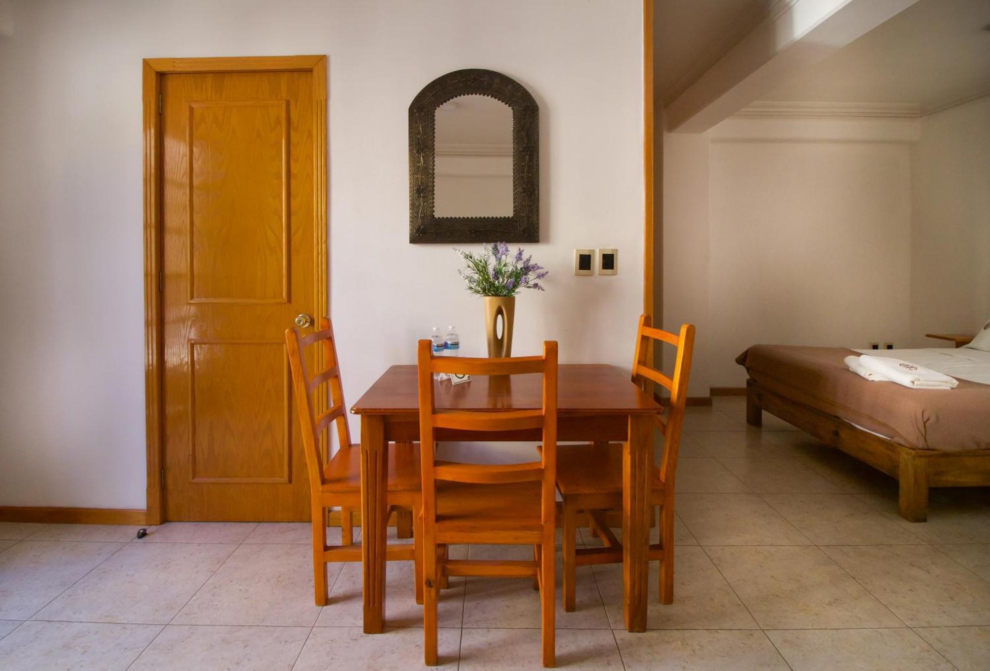 Suites Sevilla Пуебла Екстер'єр фото