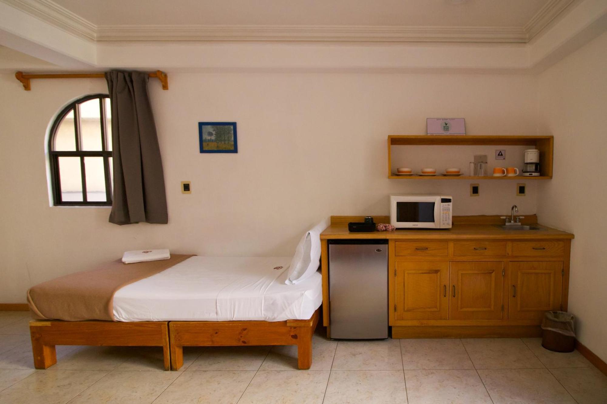 Suites Sevilla Пуебла Екстер'єр фото