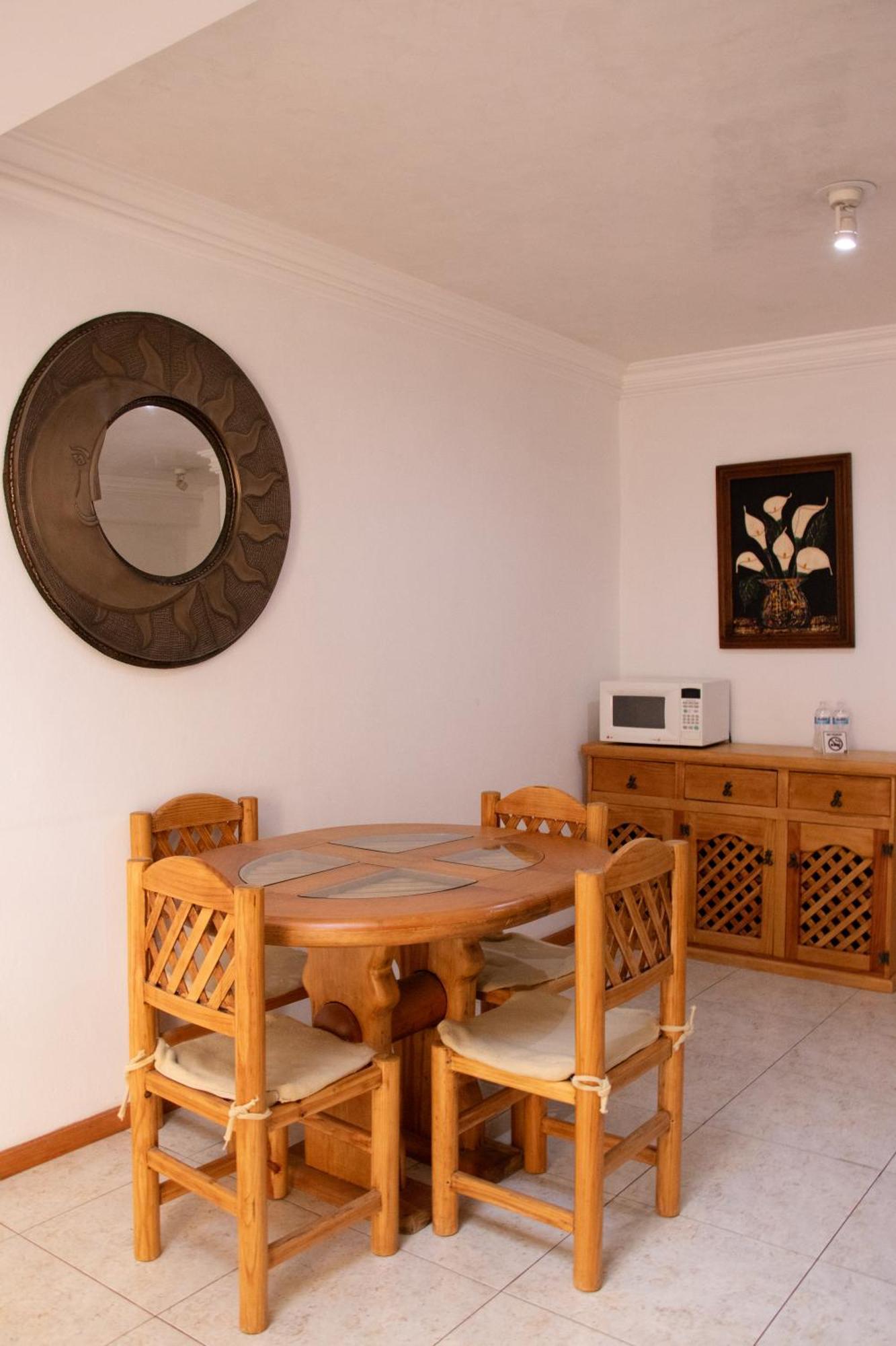 Suites Sevilla Пуебла Екстер'єр фото