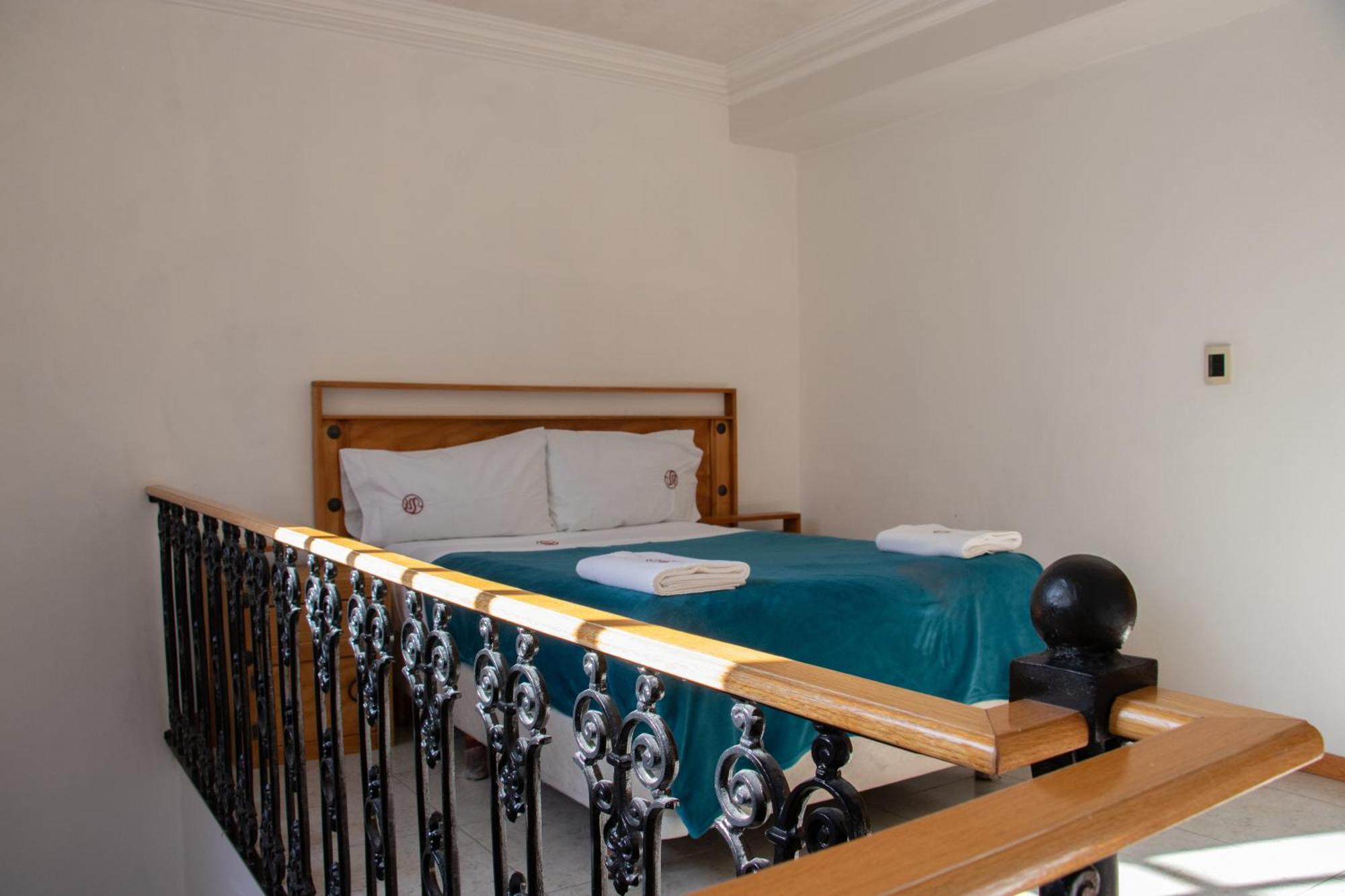 Suites Sevilla Пуебла Екстер'єр фото