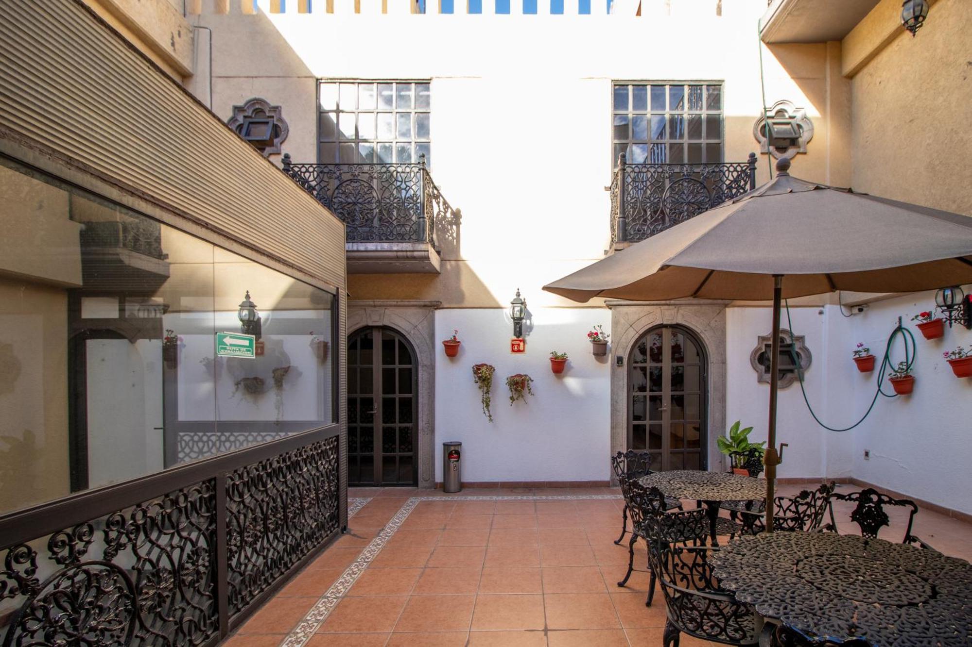 Suites Sevilla Пуебла Екстер'єр фото