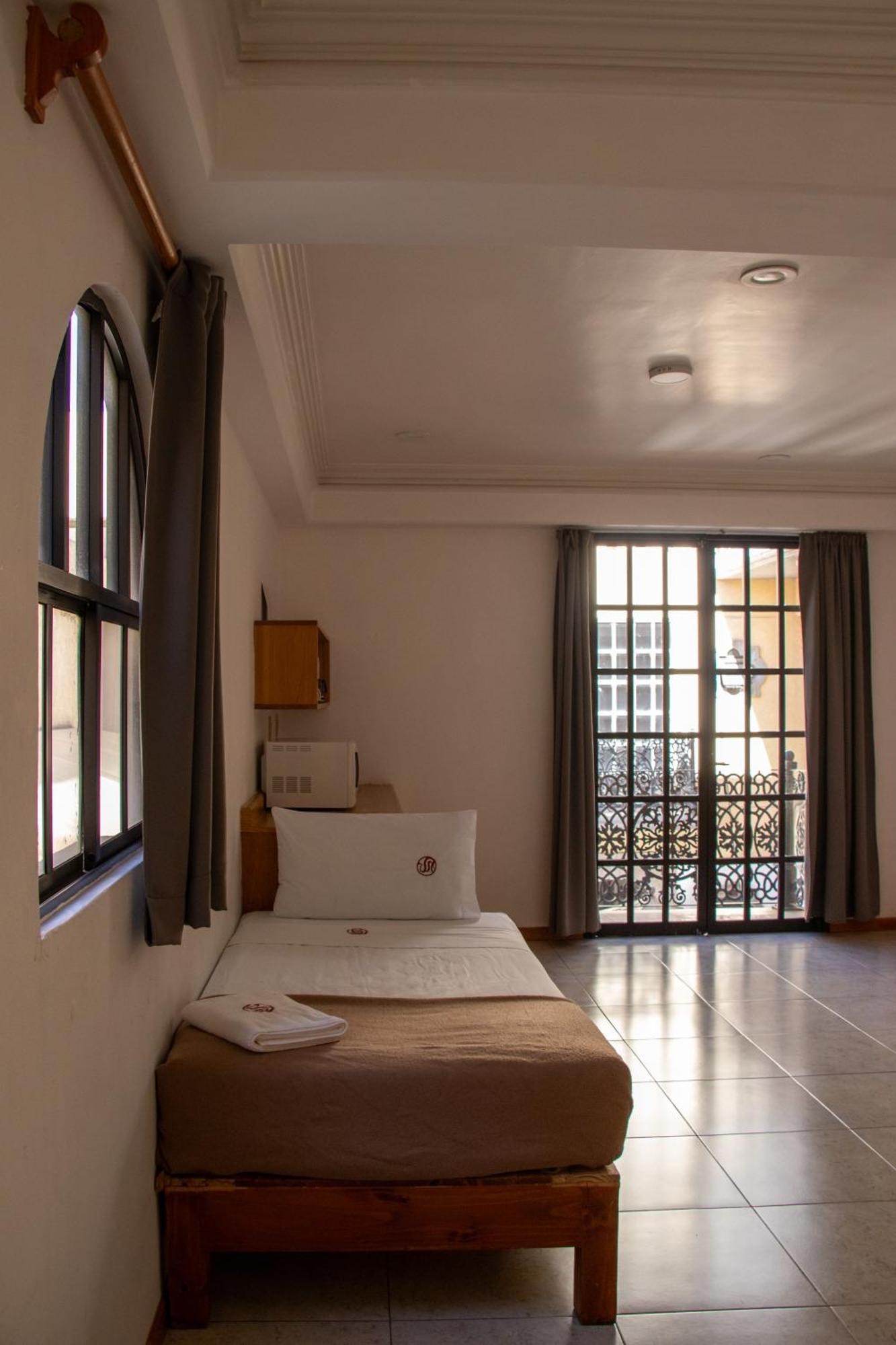 Suites Sevilla Пуебла Екстер'єр фото