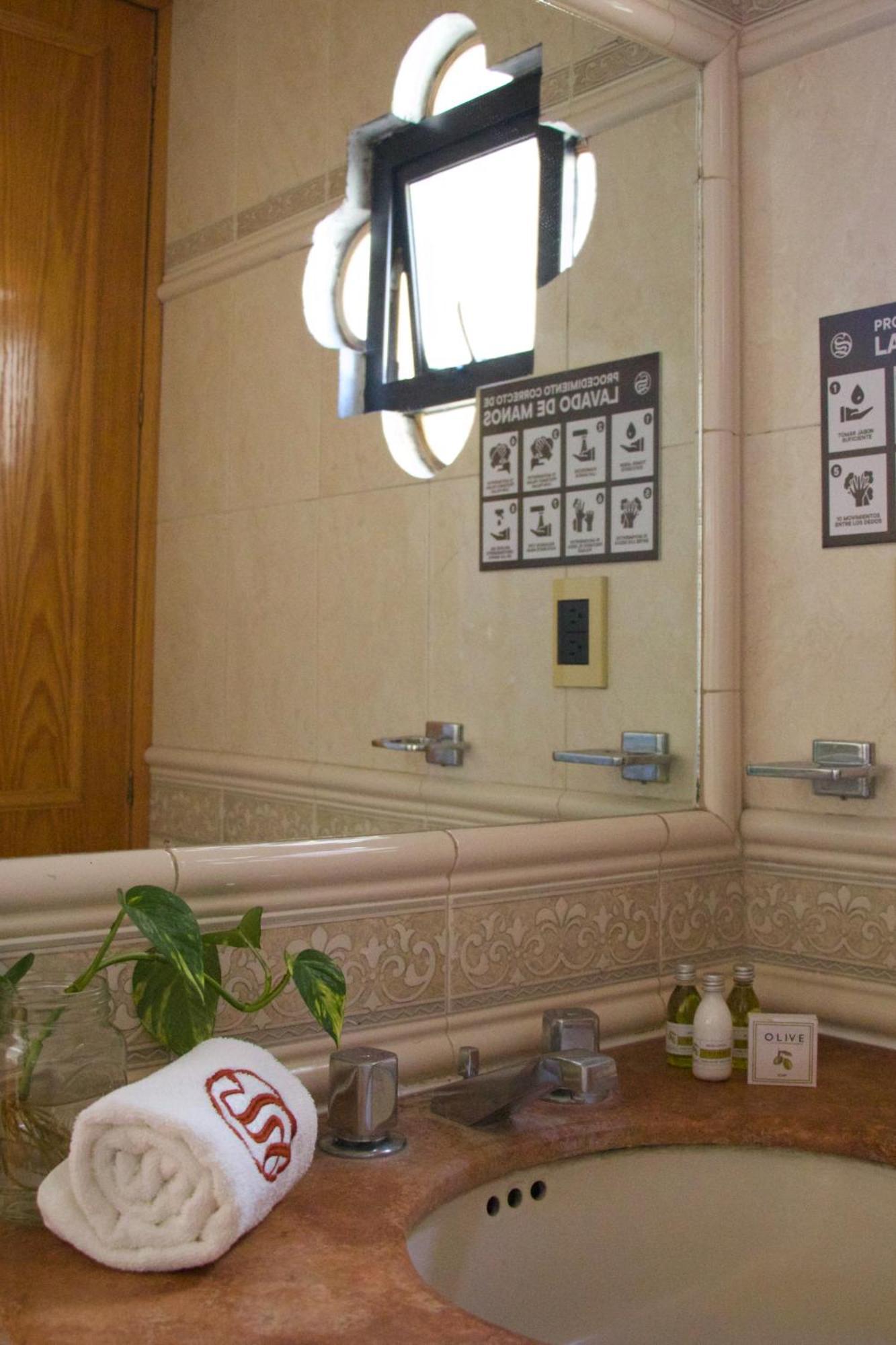 Suites Sevilla Пуебла Екстер'єр фото