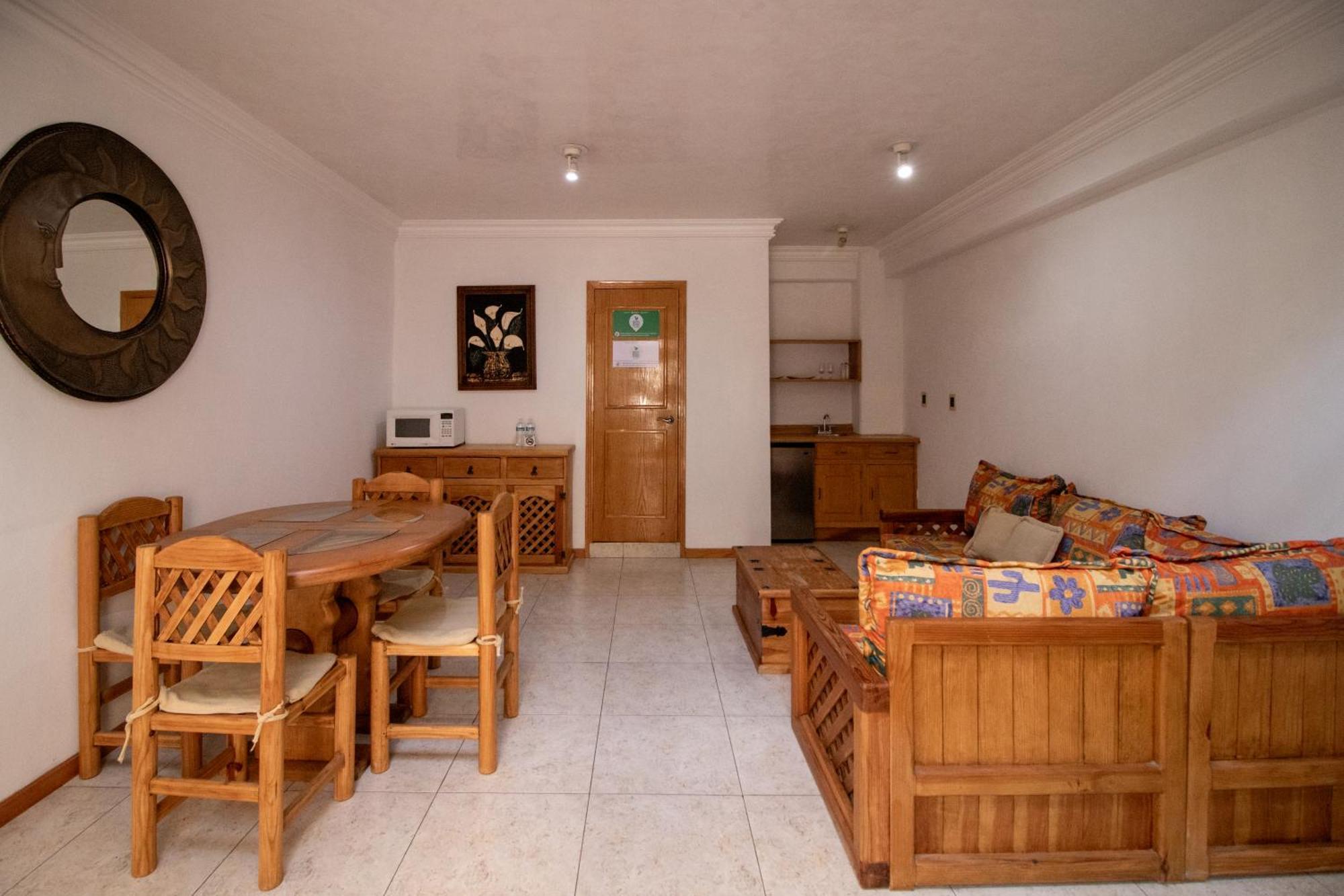 Suites Sevilla Пуебла Екстер'єр фото
